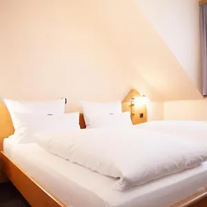 3* Hotel Lonac